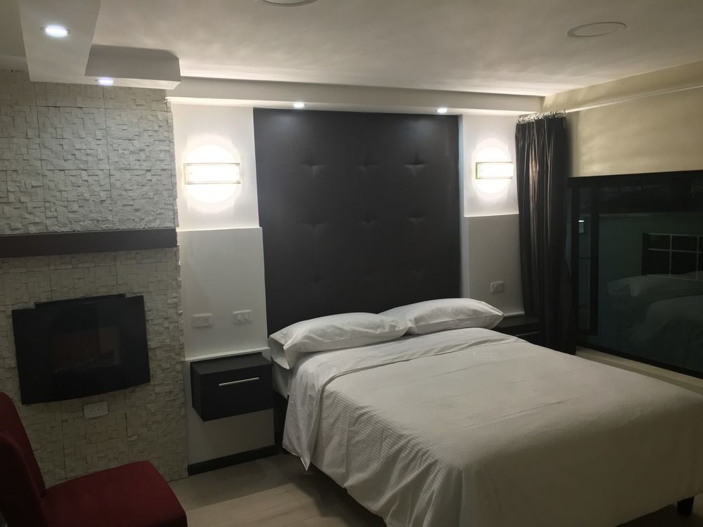 Hotel Imperial أمباتو المظهر الخارجي الصورة